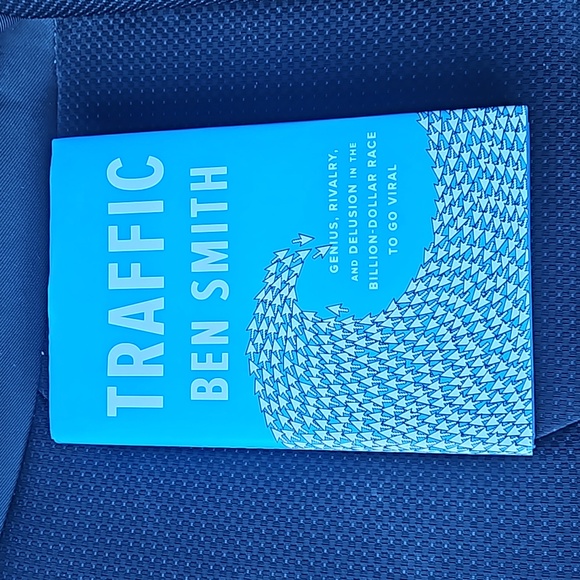 Traffic by Ben Smith New - Picture 1 of 4